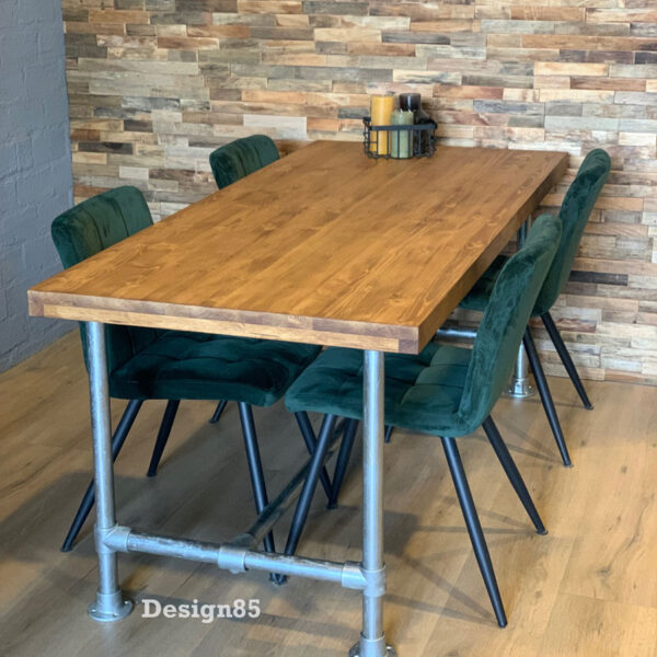 steigerbuis tafel natuurlijk 4