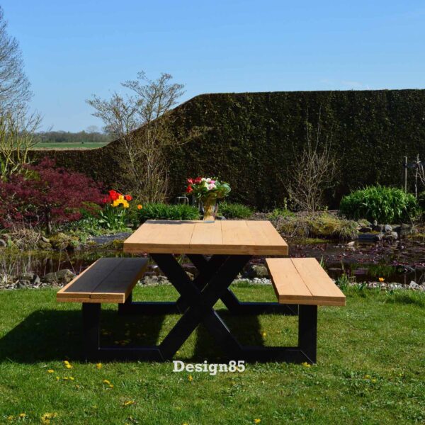industriele-douglas-hout-eettafel-picknick